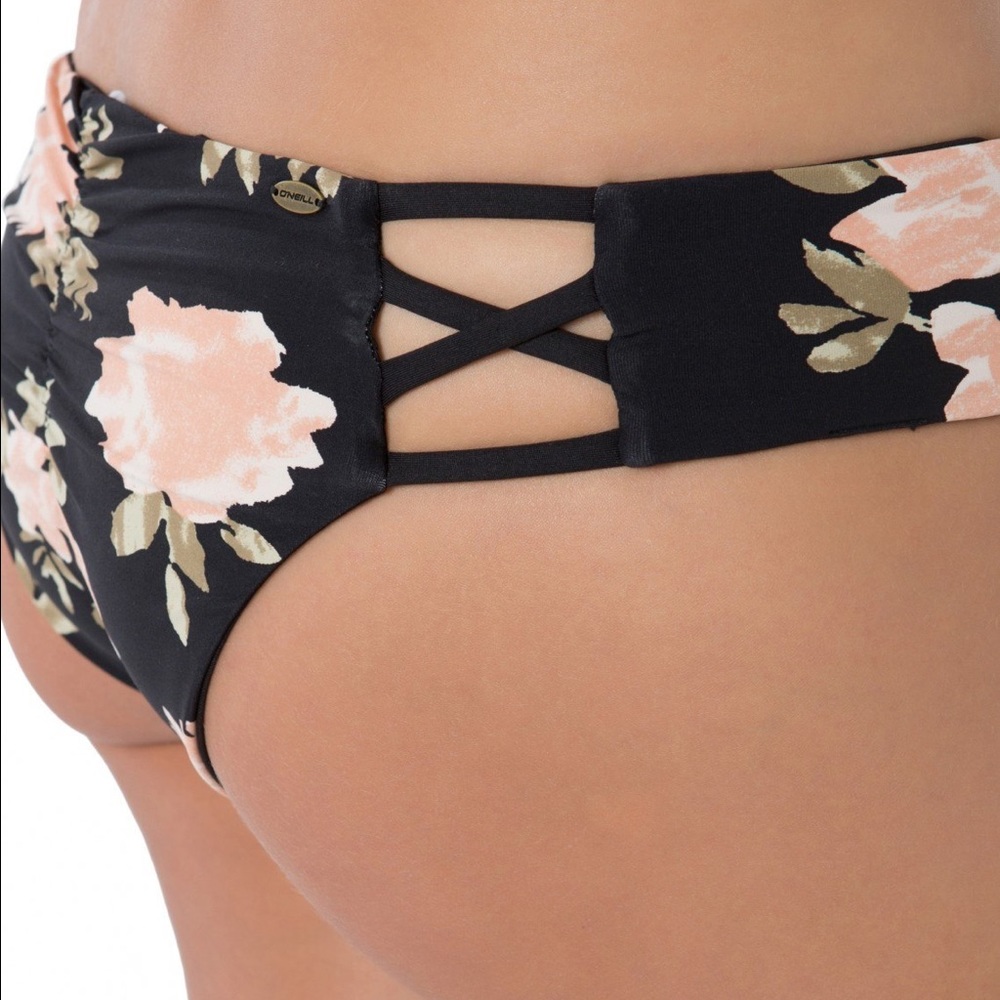 O'neill black floral swim bottoms!