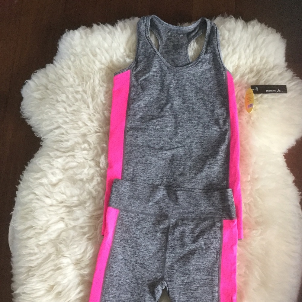 Exercise Clothes - image 1