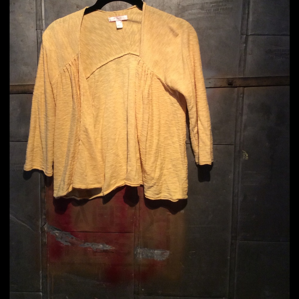 Lux Yellow sweater