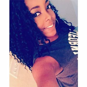 Meet your Posher, Sharonica