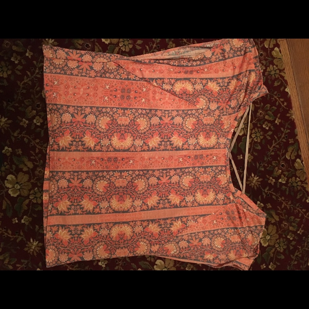 American Eagle tshirt