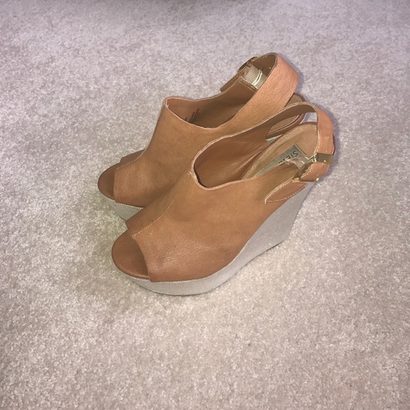 Steve Madden Wedges - Picture 4 of 4