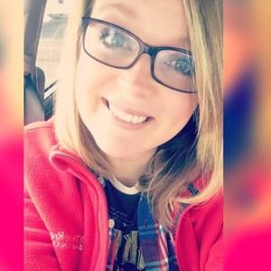 Meet your Posher, Lacey
