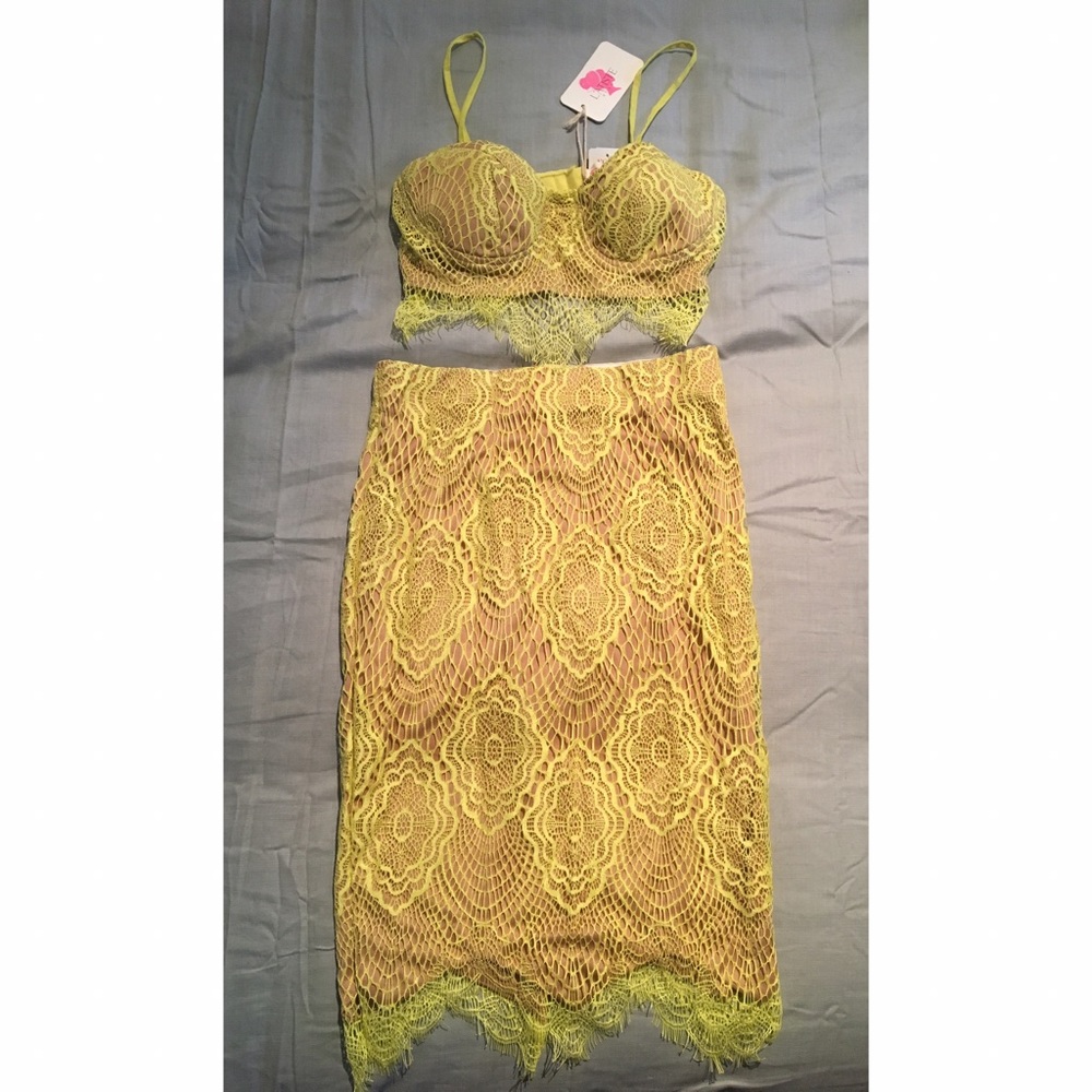 NWT Lace Two Piece Coord Set