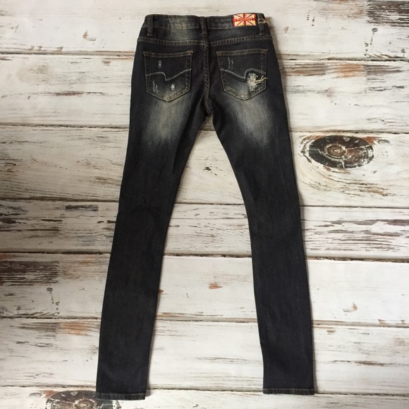 Boutique Destructed Skinny Jeans - Picture 5 of 6