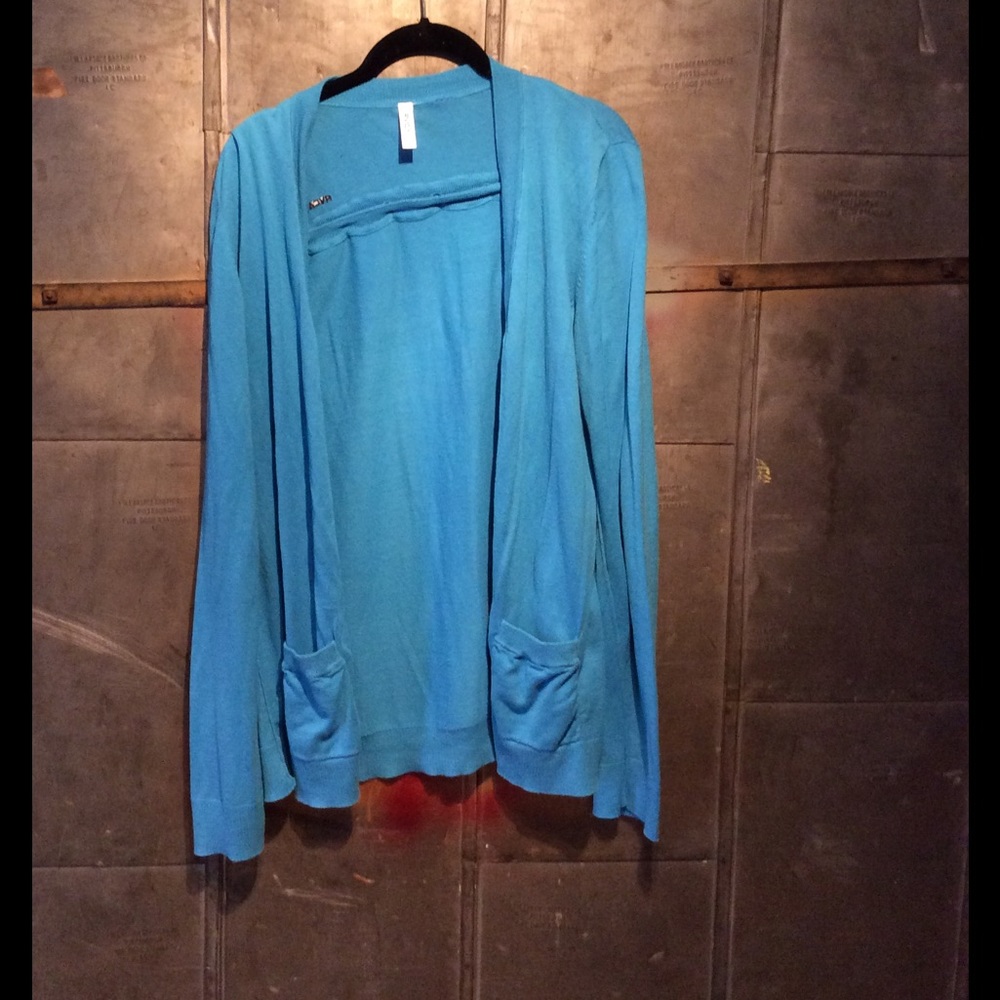 RVCA sweater