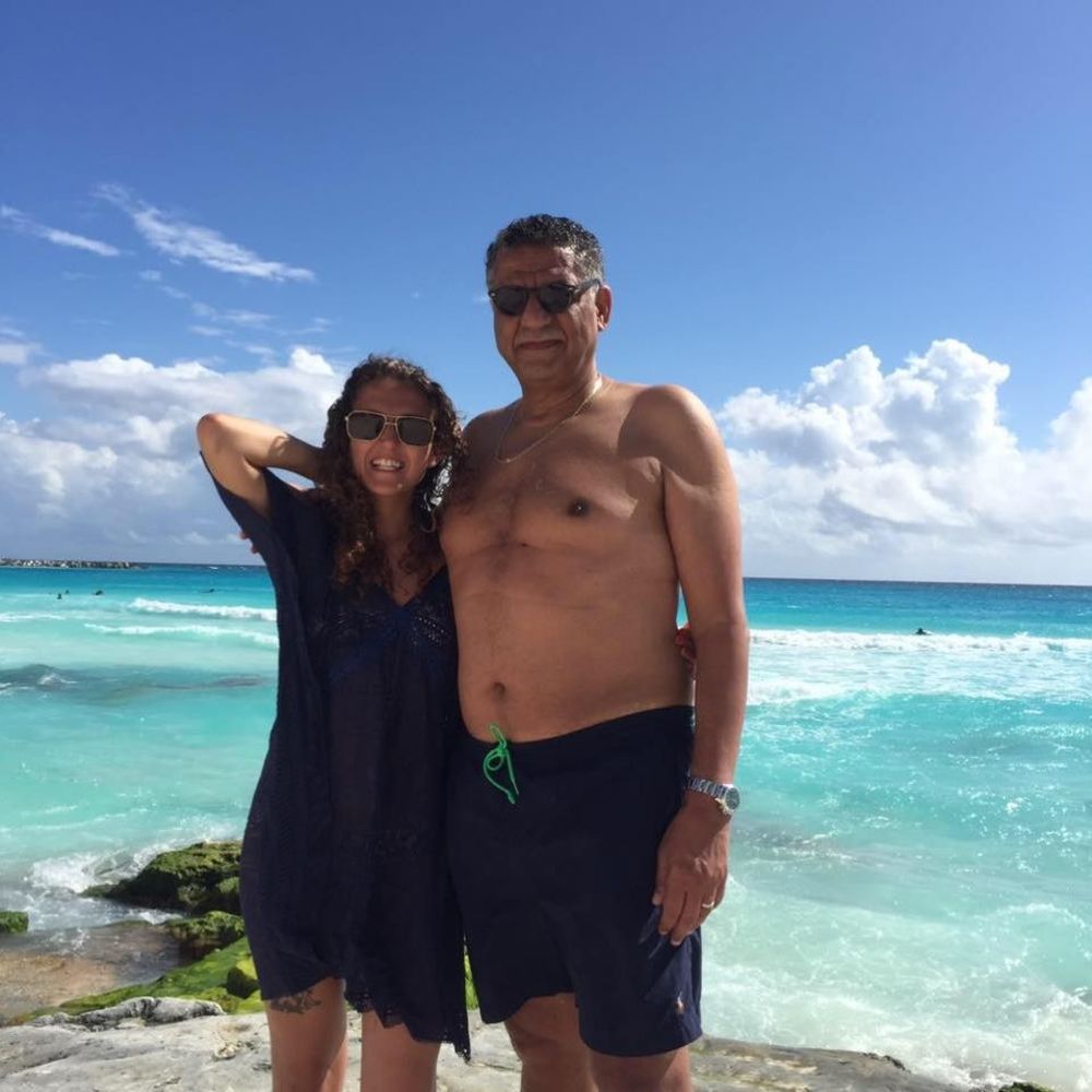 Meet your Posher, Eve