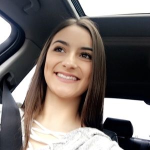 Meet your Posher, Sophia