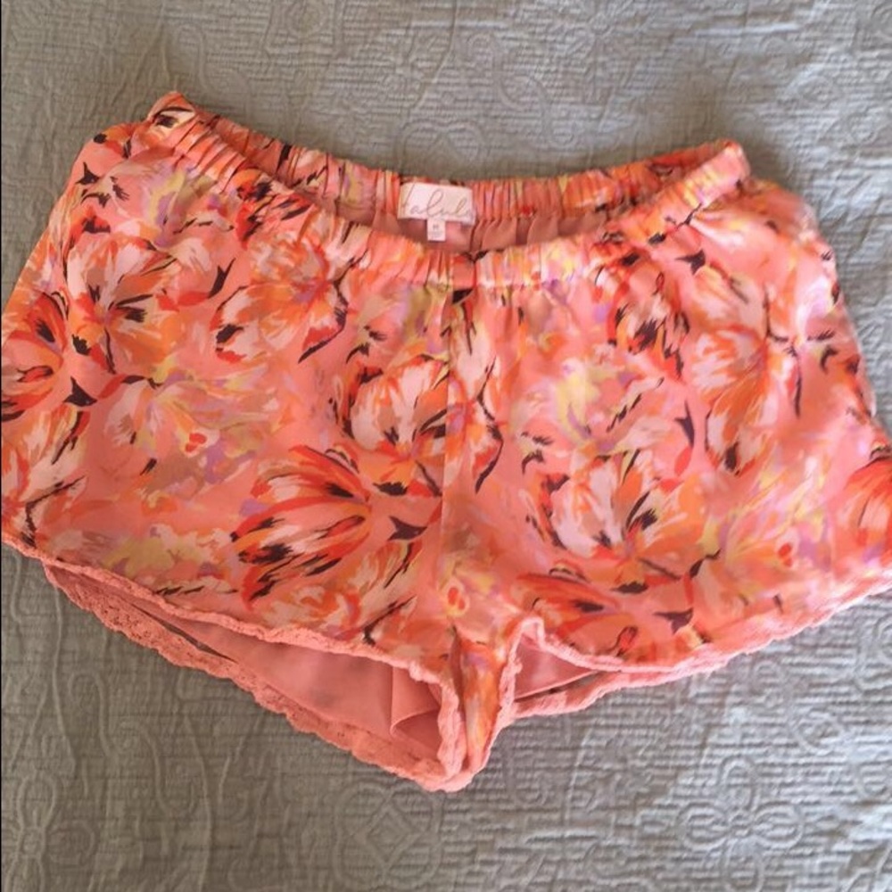Aritzia- Talula floral shorts
