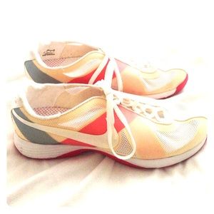 Nike Hyperfuse Sz 9 Women's Golf Shoes