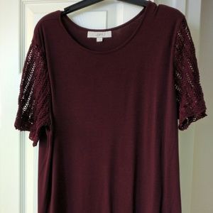 Loft shirt with crochet sleeves
