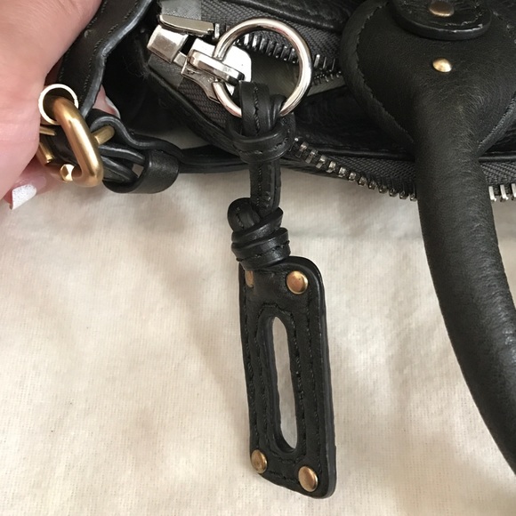 CHLOE - Picture 7 of 7