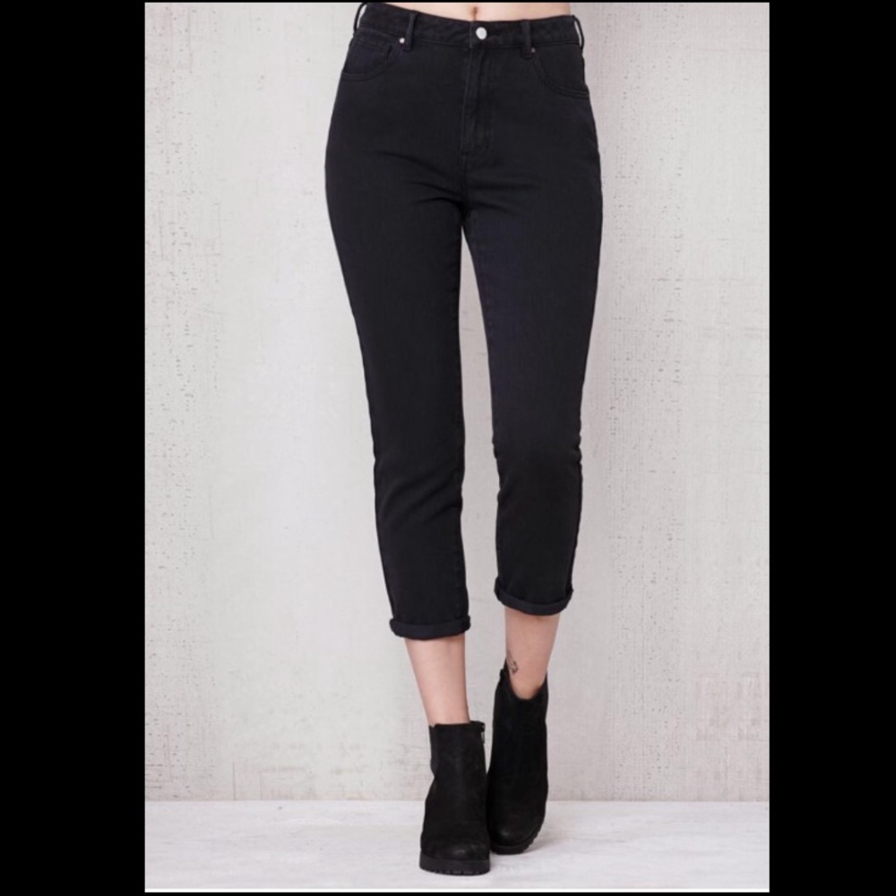 Black High-Rise Mom Jeans