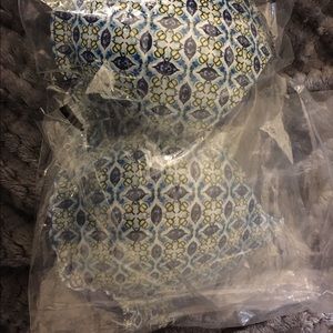 Victoria secret bra size 34-B