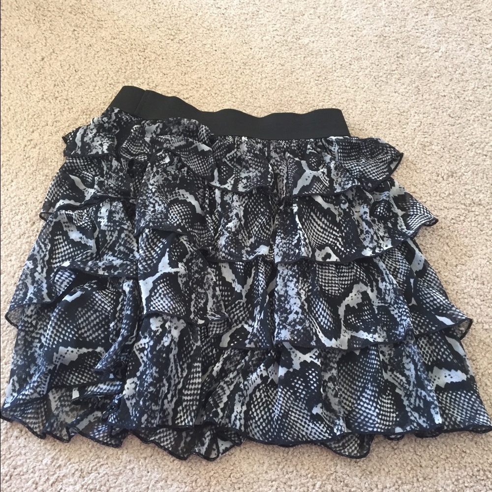 I.N. San Francisco tiered skirt