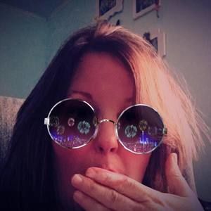 Meet your Posher, Marcia