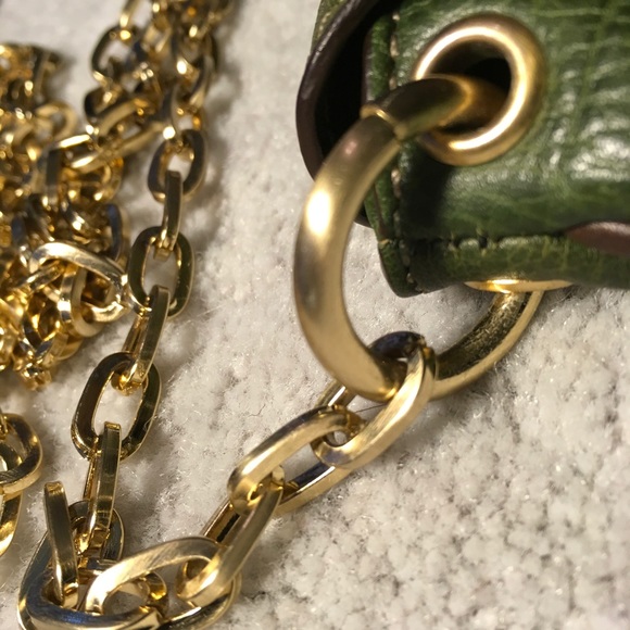 Green gold chain leather bag - Picture 5 of 6