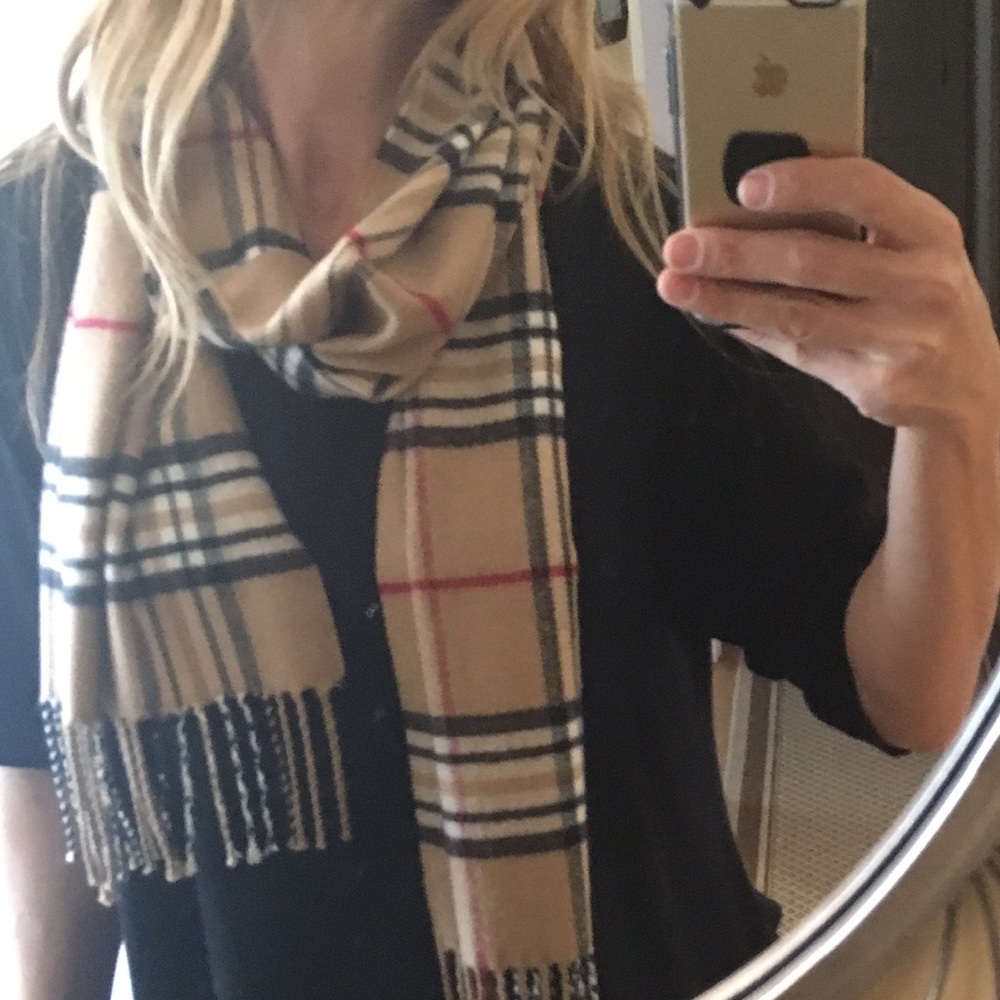 Pattern scarf. Never worn yet