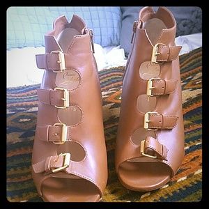 Authentic unquiue Christian Louboutin