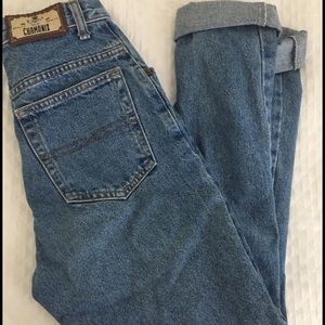 Super cute High waisted denim jeans!