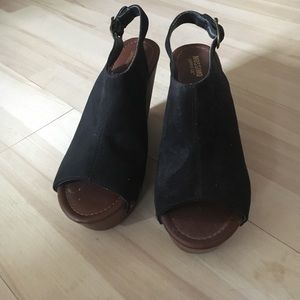 Black peep toe wedges