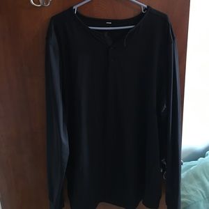 Lululemon oversized black top