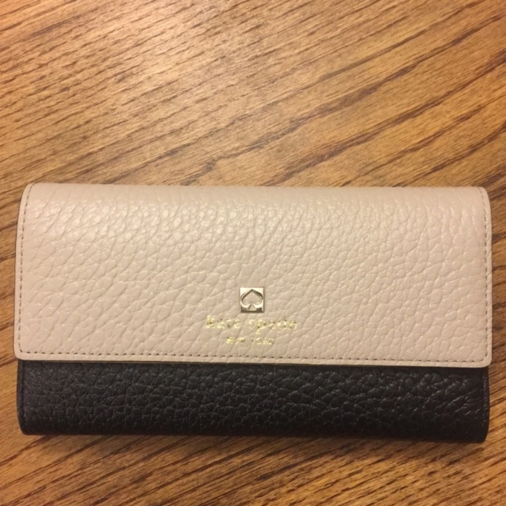 Kate spade southport avenue sandra wallet
