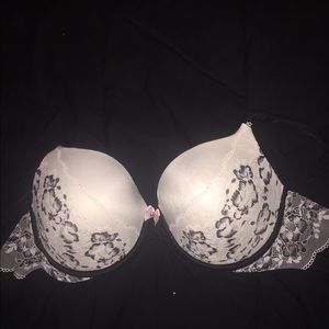 Victoria secret bra