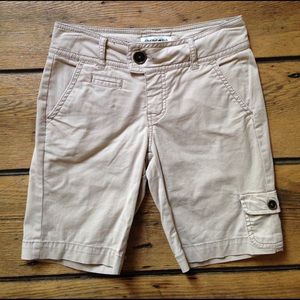 Girls size 10 Bermuda short