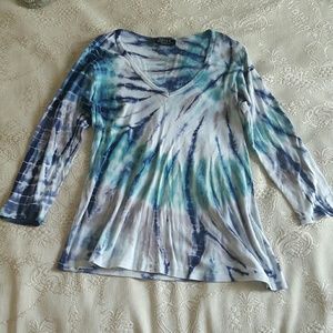 Blue and teal tie dye v-neck long sleeve shirt