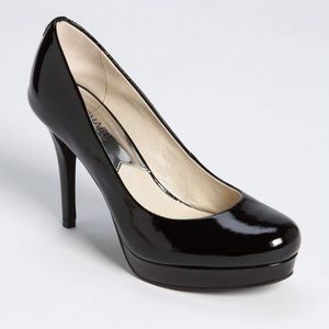 Michael Kors black patent 'Ionna Pump'