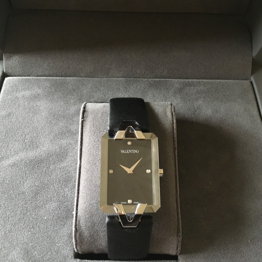 LOWEST PRICE!!! VALENTINO CLASSIC & TIMELESS WATCH