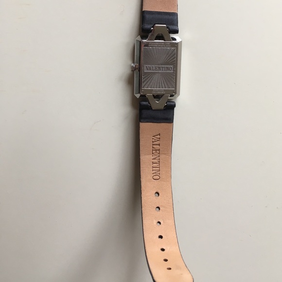 LOWEST PRICE!!! VALENTINO CLASSIC & TIMELESS WATCH main image 5