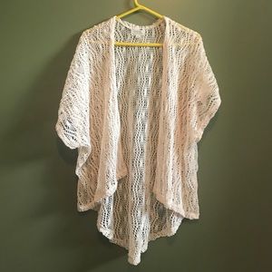 LIKE NEW crochet kimono