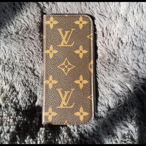 Louis Vuitton Accessories - Authentic Louis Vuitton iPhone 6 Case