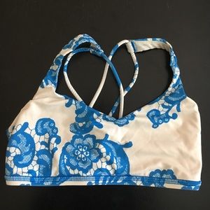 Lululemon sports bra. Size 4.