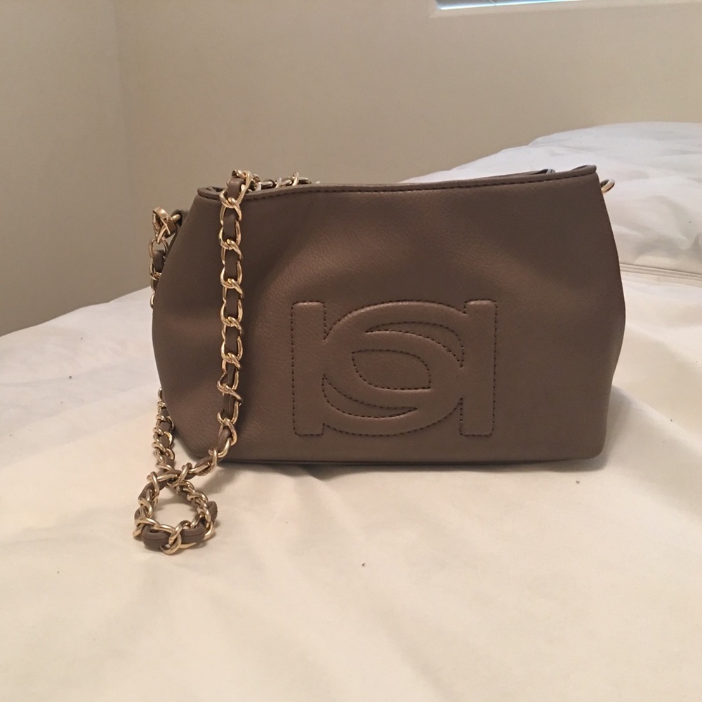 Bebe crossbody