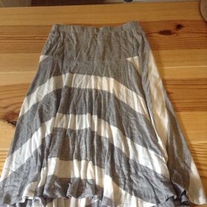 Theards 4 thought Skirt