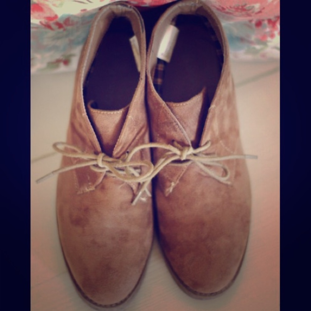 ❤ these booties...too small now.