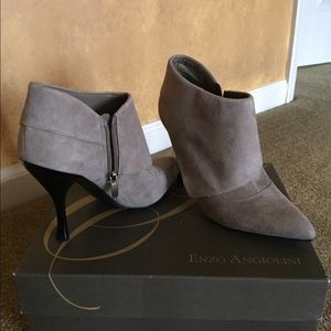 Heeled bootie
