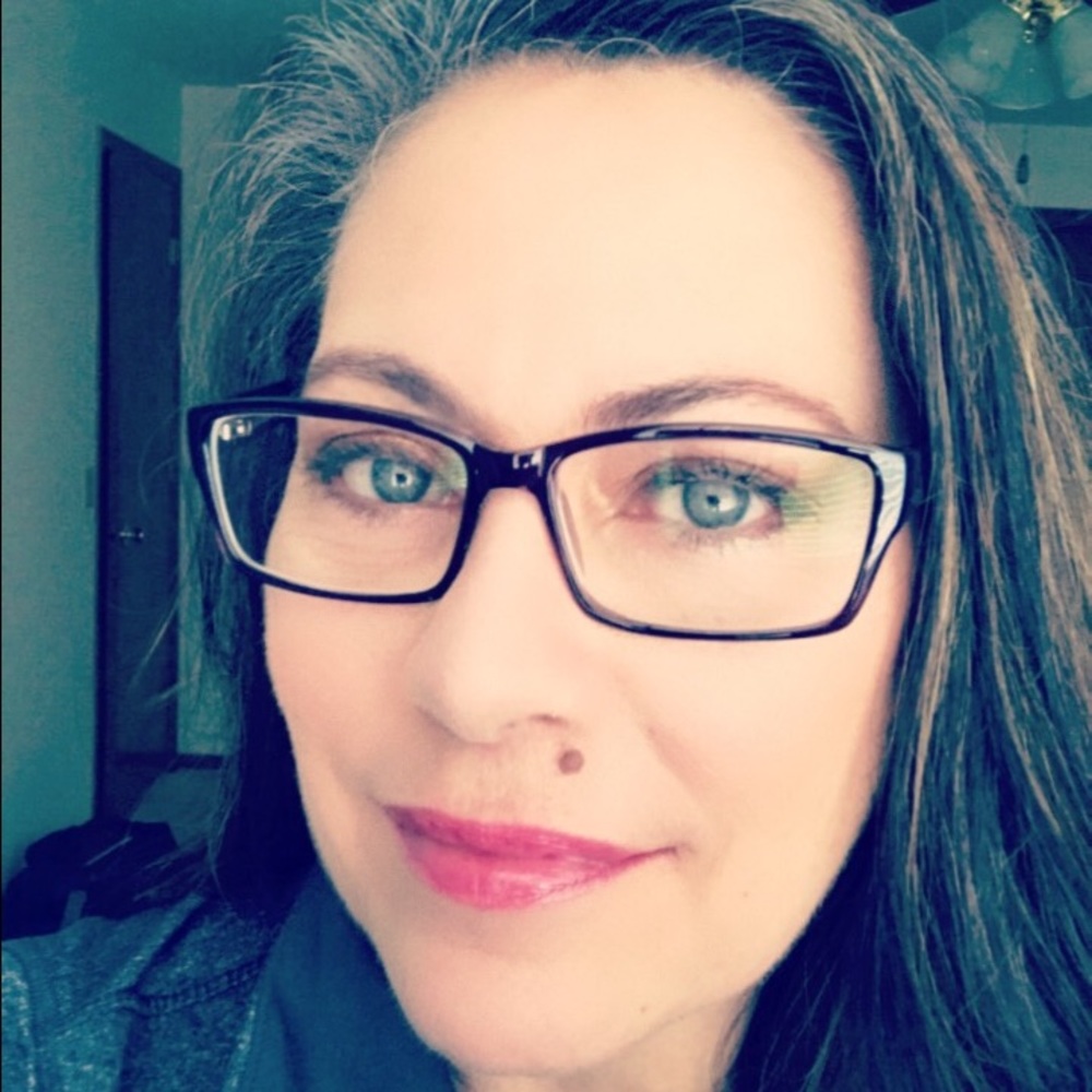 Meet your Posher, Tauna - Picture 1 of 8