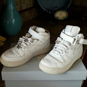 Nike Air size 4 youth