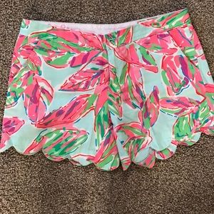 Size 6 buttercup shorts
