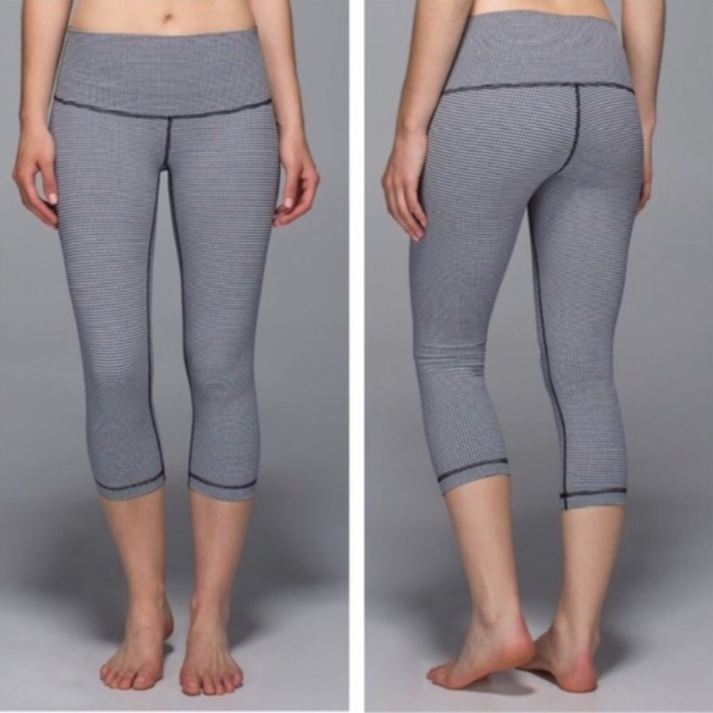 Lululemon Inkwell Gingham Wunder Under Crops