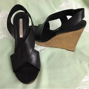LAST CHANCE DvF wooden wedge black sandals