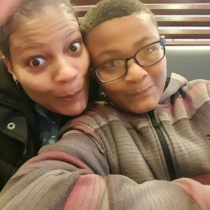 Meet your Posher, Joy