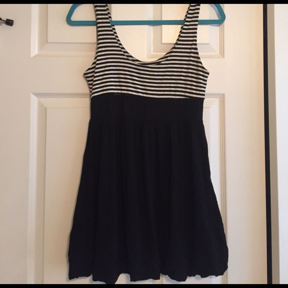 Black and white dress