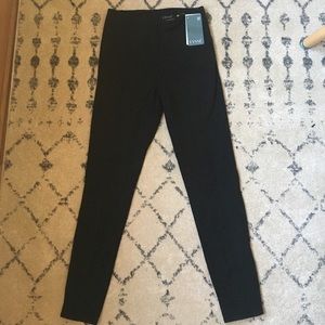 NWT Medium Black Lyssé Leggings