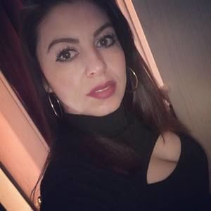 Meet your Posher, Nizama