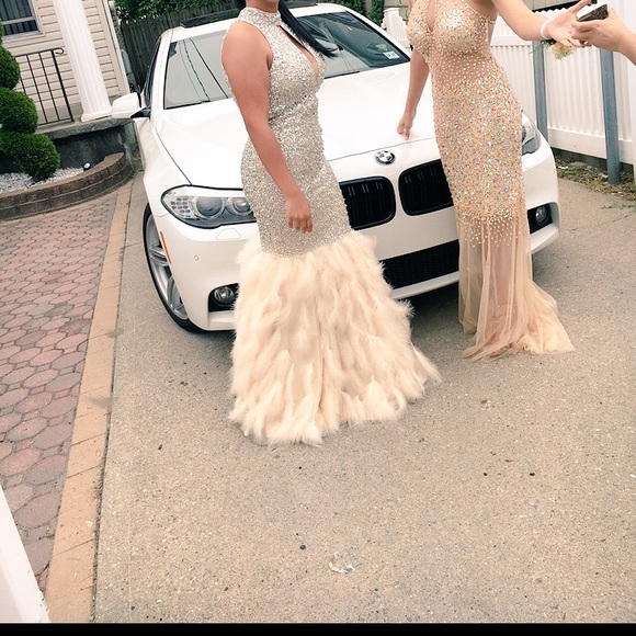 PROM DRESS FOR SALE - Picture 2 of 4